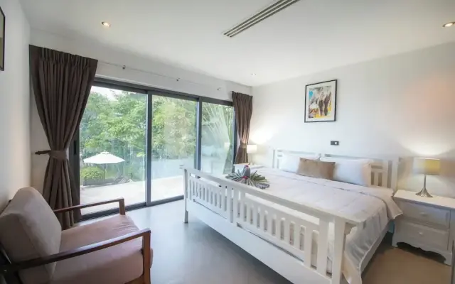 Beachfront Pool Villa Seaview V231