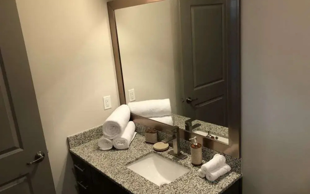 Luxury Studio Apartment