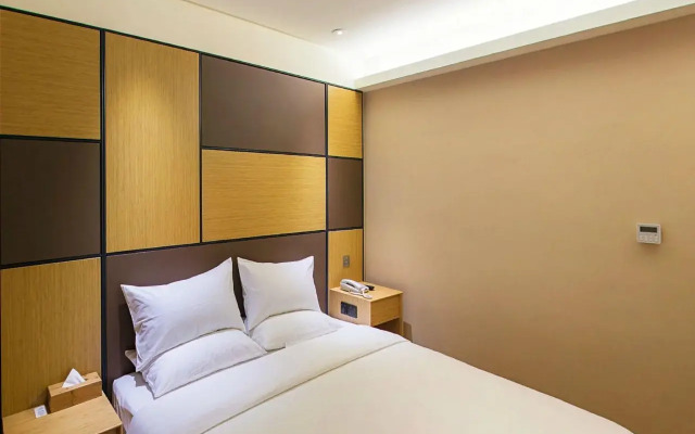 JI Hotel Shanghai Hongqiao Gubei Road Branch