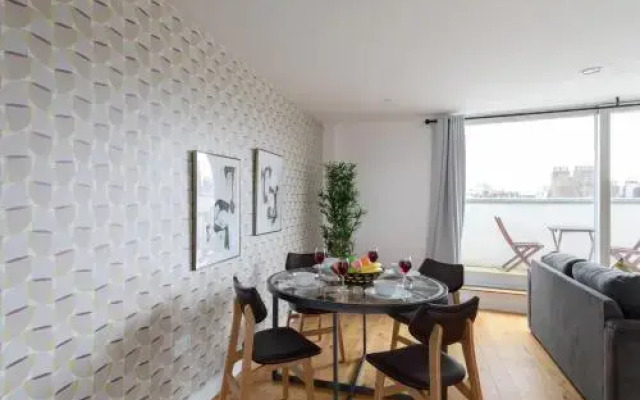 London City Apartments - Luxury and spacious apartment with balcony