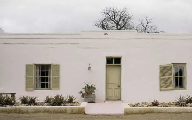 African Relish Cottages