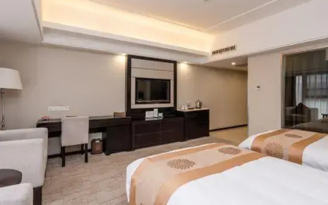Hometown Lotus Hotel