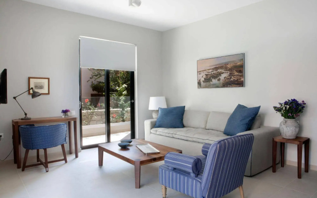 Aethrion Boutique Homes