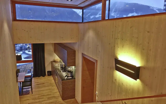 Lovely Apartment With Infrared Sauna, Balcony, Garage