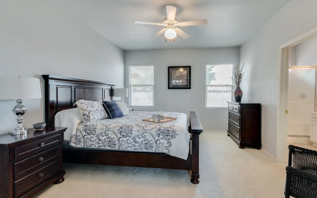 Windstream - 2 Br home by RedAwning