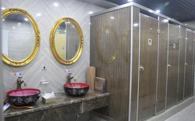 Ziyuoxing International Hostel