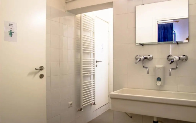 Hostel Santa Monaca