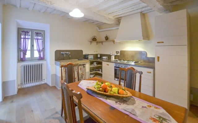 Beautiful Apartment in Cetona With 2 Bedrooms and Wifi