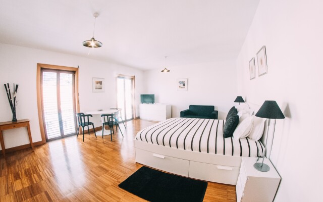Апартаменты ARTS IN Apartments Ponte Nova комната для гостей
