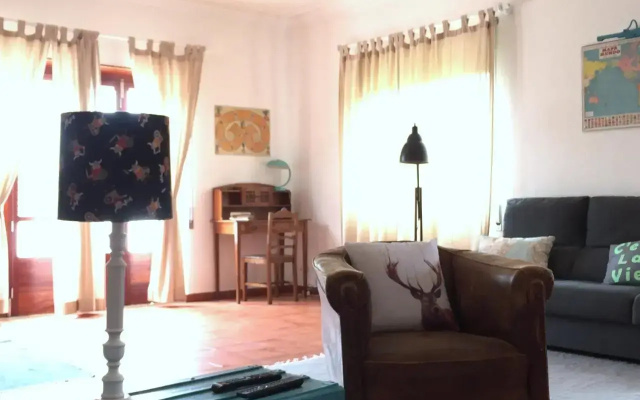 Meio Country House