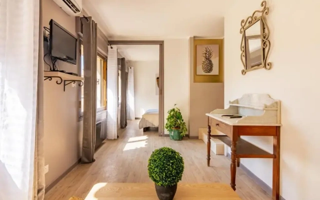 Appartement de charme, spacieux, Moustiers #5