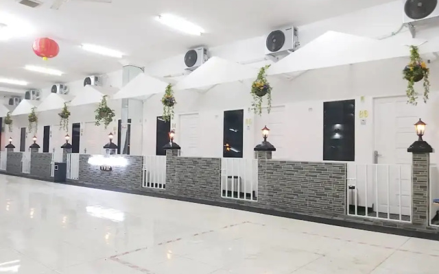 Alex Hostel 2