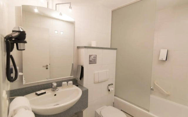 Hotel Docklands