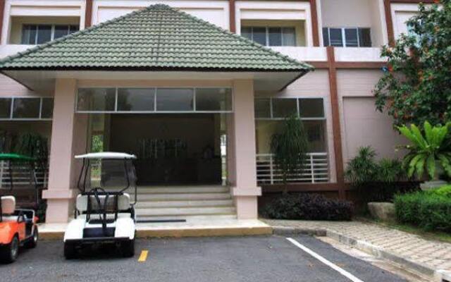 Отель Pattana Residence вид на фасад