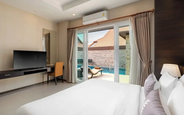 Luxury Pool villa C16 - 4BR 8-10 Persons
