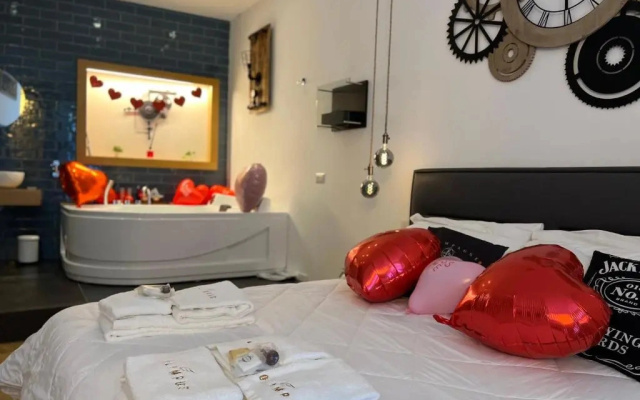 Olympus Luxury Suites