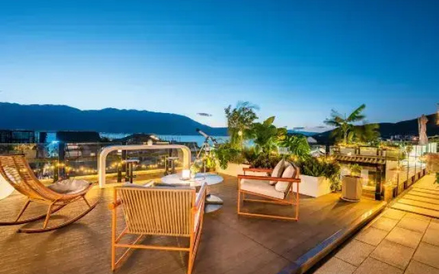 Dali Yunyi Homestay (Shuanglang Ancient Town Erhai Lake)