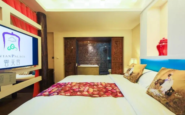 Lijiang Yuntian Palace Hotel