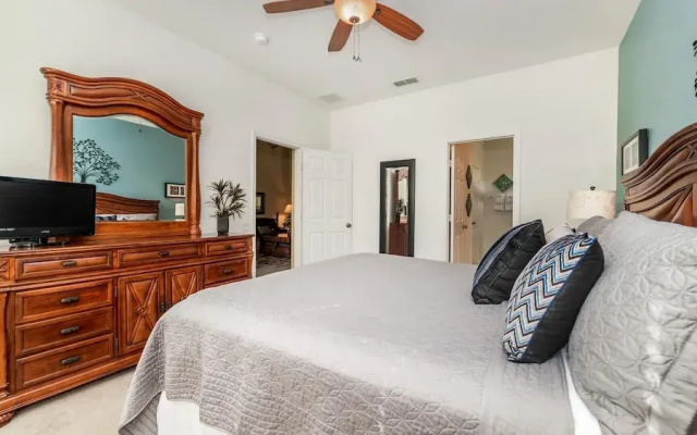 7724 Comrow Street