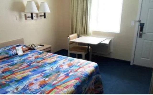 Motel 6 - Newark