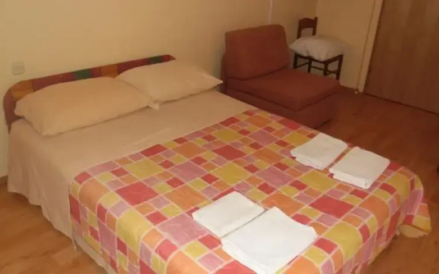 Guest Accomodation Žura