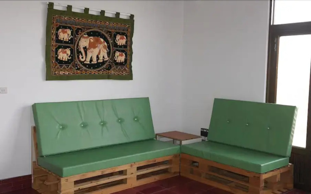 88 Hostel