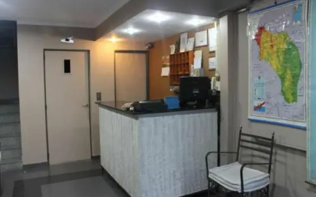 Vincent Apart Hotel