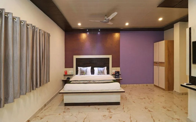 OYO 10290 Yashogopal Resortico