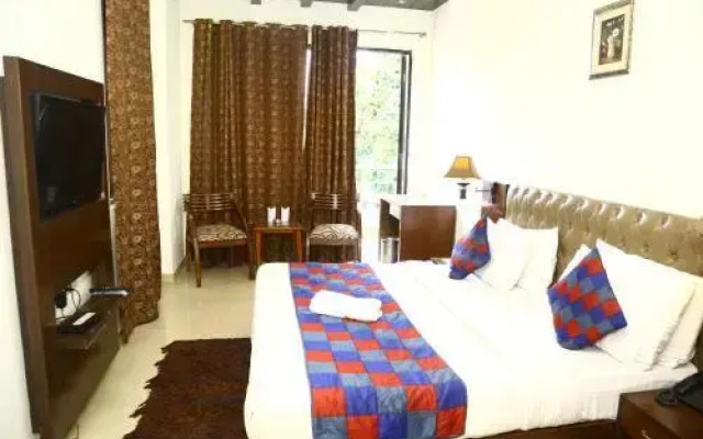 Hotel Smart Inn 2 by Royal Collection