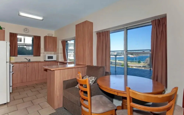 Blue Vista, Unit 7/13 Victoria Parade