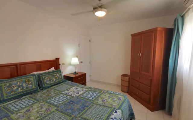 Los Corales Tropical Beach Resort & SPA