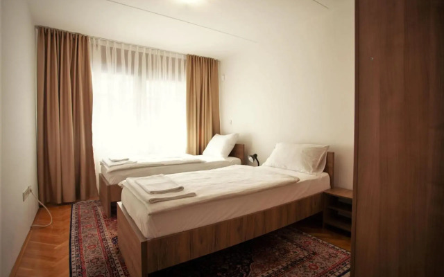 Centrally located 2 bedroom apartment