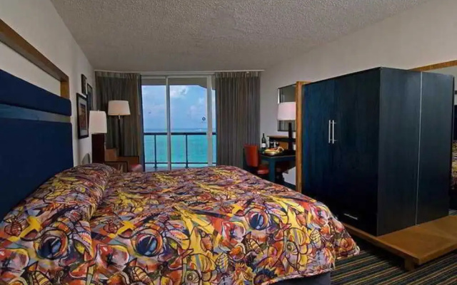 Wyndham Nassau Resort