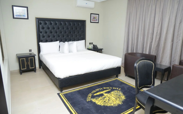 Oak Haven Hotel And Suites