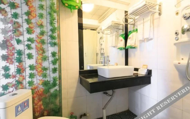 Huijia Hotel