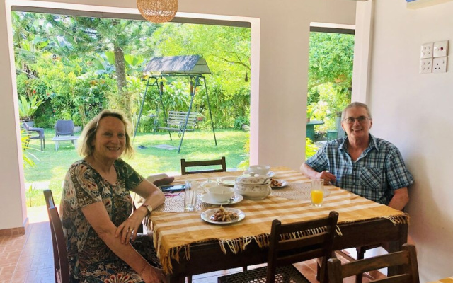 Shanthi Homestay