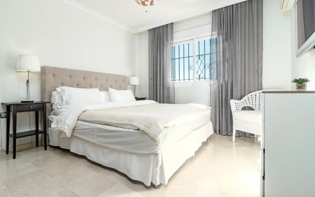 AGC28 - Casa Garden Club by Roomservices