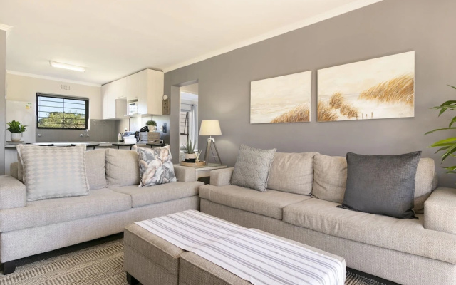 Laguna Beach B8