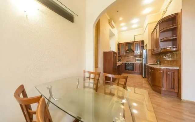 Premier Apartment
