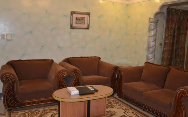 Amasi for Hotel Suite1