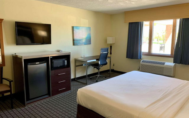 Best Western Maritime Inn