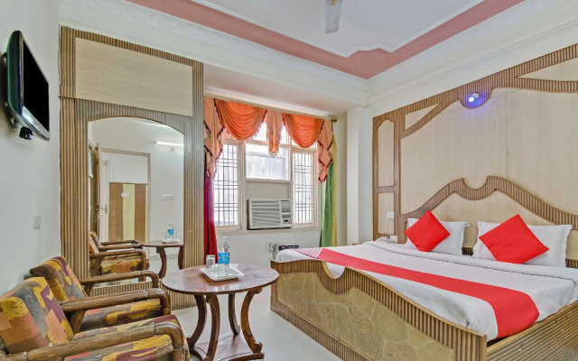 OYO 24888 Hotel Sham Palace