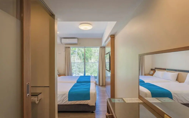 Kariyushi LCH Resort