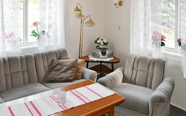 4 Person Holiday Home in Leknes