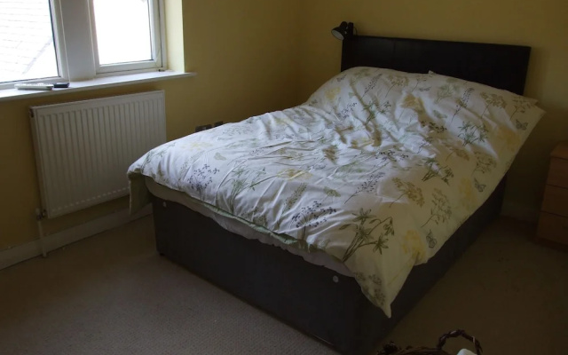 Oxford Street Apartment First Floor