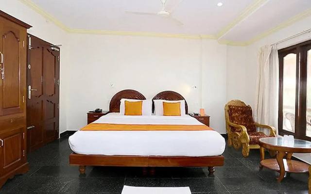Fabhotel Wateredge Beach Resort
