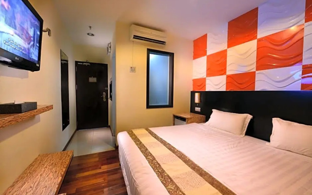 Deluxe room · Hotel Bahagia — photo 7