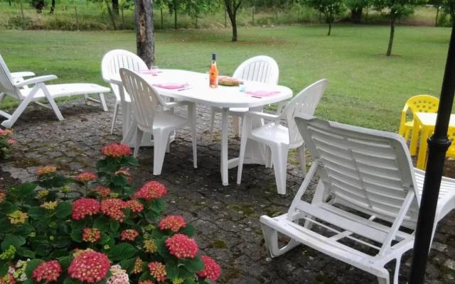 Gite Bransat, 3 pièces, 4 personnes - FR-1-489-38