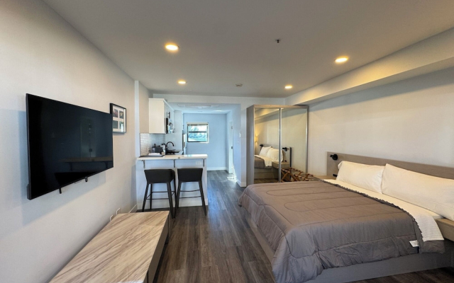 Xquisite Suites