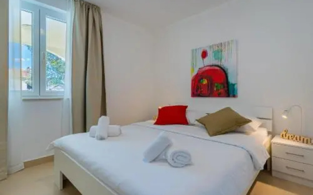 Apartments Lopari